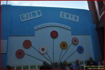 El Ejido inició esta noche sus fiestas patronales en honor de San Pedro y la Virgen del Carmen con el pregón y  varios reconocimientos (Foto TA y TF)